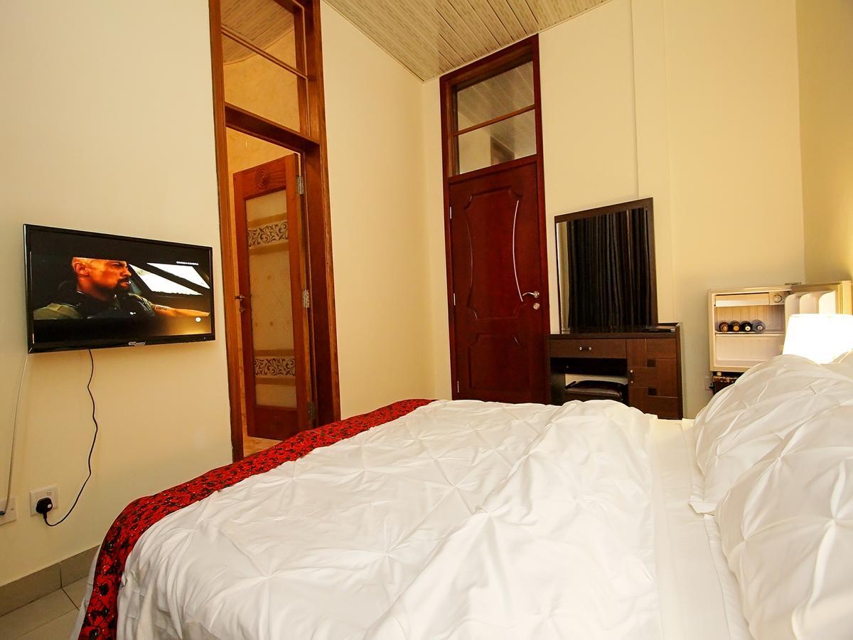 St Augustine Apart & Hotel Кигали Екстериор снимка