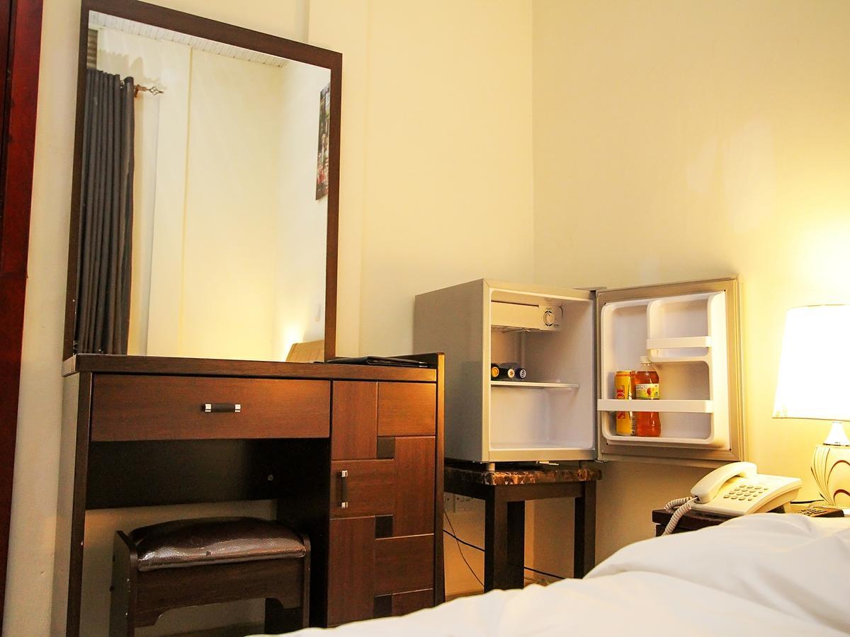 St Augustine Apart & Hotel Кигали Екстериор снимка